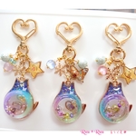 【真ん中】シャラシャラモリモリ☆ぽっこりお腹のネコちゃんキーホルダー