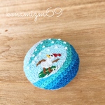 チューブライドするスノーマンの刺繍ヘアゴム