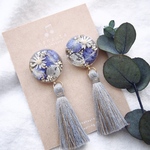 花たっぷりの上品なタッセル＊gray