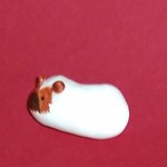 手びねりモルモットマグネット/ブローチ（マスク）②
