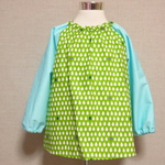 キッズスモック♪#479　レインドロップしずく柄♪きみどり/ライムグリーン×ライトブルー♪長袖 男女兼用 女の子も男の子も♪