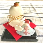 ♬   初日の出富士山と陶器の鏡餅