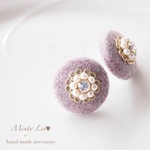特集掲載☪︎*｡꙳ラベンダー×グレー＊お花のくるみボタンイヤリング／ピアス＊Belinda＊秋冬【チタン・樹脂・ネジバネ式・クリップ式・ニッケルフリー・K14kgf変更可】金属アレルギー対応