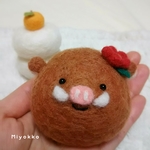 【ご依頼品】手乗りイノシシと鏡餅