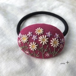 お花畑  刺繍ヘアゴム4.5  ブローチへ変更可能☆