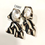 chaychay333様専用 クラッシュシルバー×淡水パールイヤリング