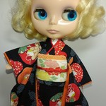 ブライス 着物 リカちゃん 着物 振袖 黒 疋田椿 お正月