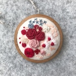 40mm刺繍木枠ブローチ