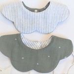星柄ダブルガーゼのリバーシブルもくもくスタイ