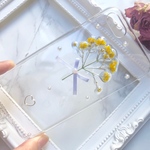 イエローかすみ草の花束iPhoneケース