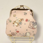   うさぎ柄がま口財布
