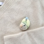 【受注制作】羊毛フェルト コザクラインコ ブローチ