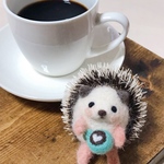 小さなカフェ友さん(カフェラテ)