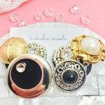 ✴︎Vintage buttons and embroidery✴︎刺繍✴︎ビンテージ✴︎ボタン✴︎イヤリング✴︎ピアス✴︎冬✴︎黒✴︎ブラック✴︎ホワイト✴︎白✴︎ゴールド✴︎アシンメトリー
