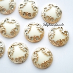 《6ヶ》18mm ／ ホワイト × レース柄カボション