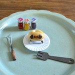 こいぬベーグルブローチ