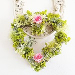 ハートリース    プリザーブドフラワー      エンジェルハート❤      バレンタイン、ウェディグボード、母の日に最適です。