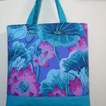 USA生地　ロータス柄のふんわりトートバッグ