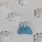 富士山と雲のブローチセット