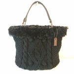 【ネーム入り】ファー付きアラン模様の2wayニットバッグ＊ブラック＊