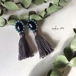 【bonbon オニキス×greyタッセル 3.5cm】2way 耳飾り