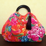 【SALEわけあり】MADAME CHIGNON　東北大花布　三角バッグ　00680