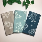 刺繍風フラワー 花柄＊抱っこ紐よだれカバー