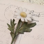 布花　マーガレットのブローチ