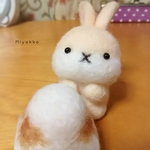 お餅にワクワク♪うさぎ