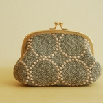 ミナペルホネン【タンバリン gray × light beige】石目 ふっくらがま口