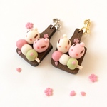 新春♡紅白うさぎのお花見チャーム