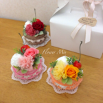 フラワーマカロンケーキ（直径約7.5cm）