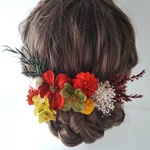 卒業式・成人式　ハナミズキとアジサイの髪飾り