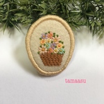 花かごの刺繍ブローチ✴︎パステル