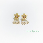 2way☆マットゴールドフラワー×バックキャッチピアス
