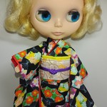 ブライス 着物 リカちゃん 着物 振袖 黒扇