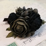 布花　ブラックフラワーブーケブローチ