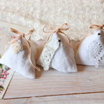 White Linen*ラベンダーサシェ*アンティーク手刺繍レース