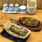 新作　銀○○　たこやきと焼きそばのピアス