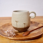 水玉模様の持ち手付き ほっこりカップ（双葉模様1点）