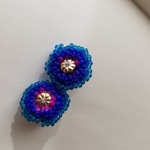 ぼんぼんピアス 青