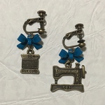 糸とミシンのイヤリング