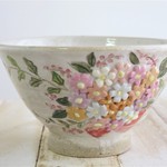 茶碗 赤いリボンの花束