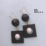 ＊スクエアパールピアス＊