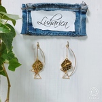 238 ぽこぽこ変形プレートと三角チェーンのワイヤーフックピアス