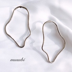 大ぶりピアス シルバー変形フープピアス