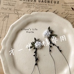 オーダー様専用 小花ゆらゆらイヤリング