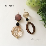 No.A503  ウッド × クリア アシンメトリーピアス / イヤリング