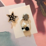 大ぶりアシンメトリー星ピアス イヤリング