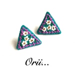 さんかく花柄刺繍ピアス/イヤリング